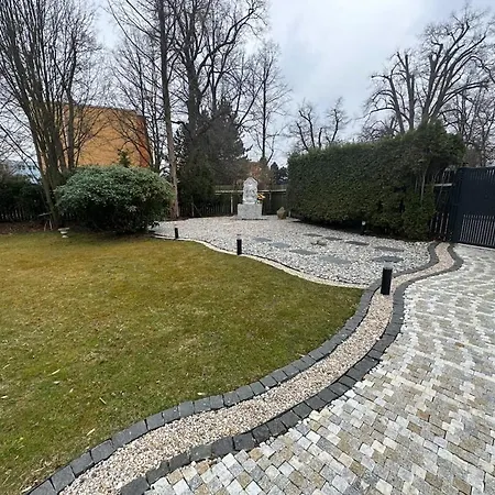 Dream House Prague East