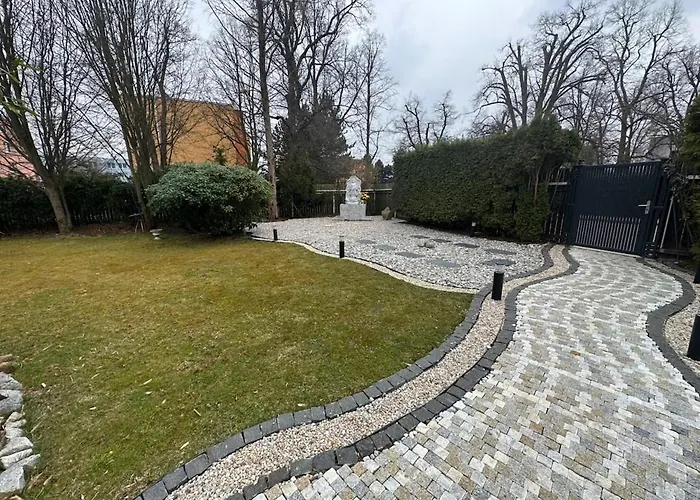 Dream House Prague East