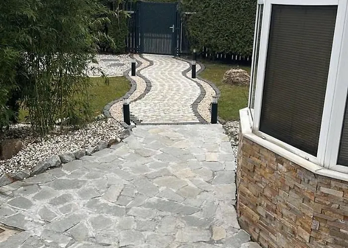 Dream House Prague East * Kamenice (Prague-East)